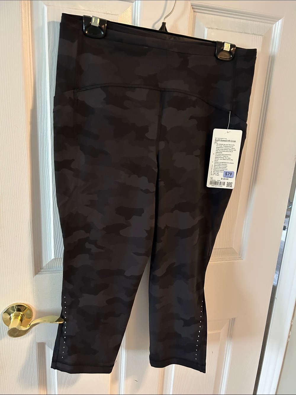 Black Camo Lululemon Swift Speed Luxtreme Capri Leggings